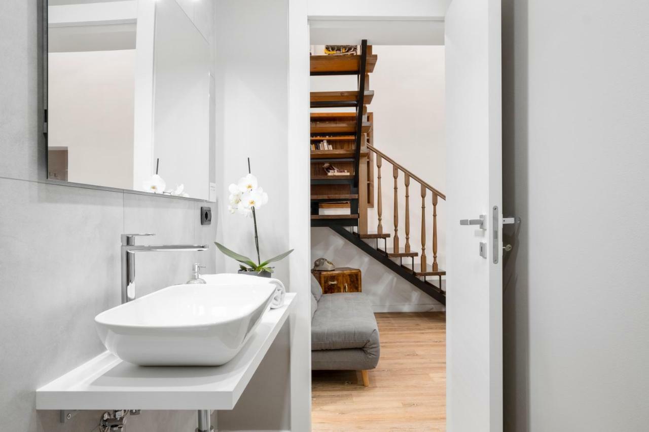 Duplex Luxurious Apt In The Heart Of Bolonia Exterior foto